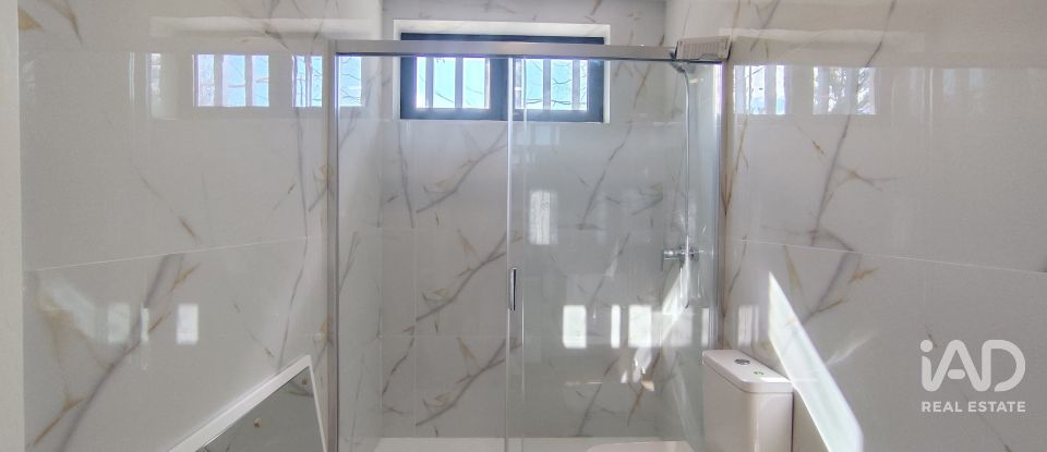 Apartamento T2 em Chafé de 61 m²