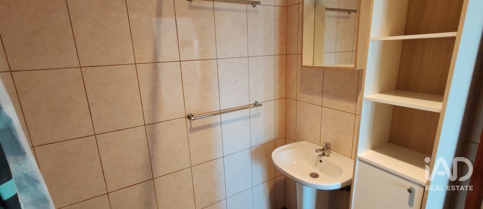 Moradia T1 em Ribeiras de 85 m²