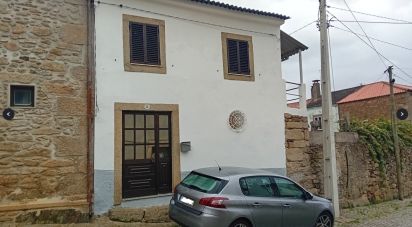 Maison T2 à Lagoaça e Fornos de 135 m²