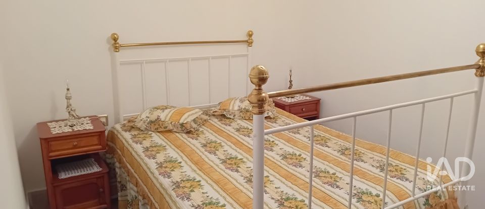 Moradia T2 em Lagoaça e Fornos de 135 m²