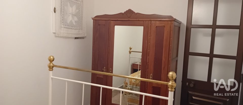 Moradia T2 em Lagoaça e Fornos de 135 m²