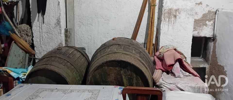 Moradia T2 em Lagoaça e Fornos de 135 m²