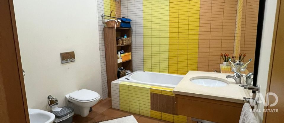 House T2 in Veade, Gagos e Molares of 466 m²