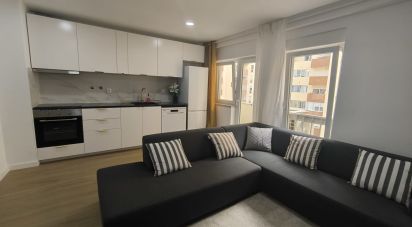 Apartment T2 in Faro (Sé e São Pedro) of 72 m²