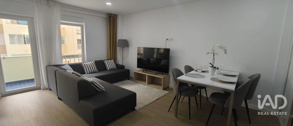 Apartamento T2 em Faro (Sé e São Pedro) de 72 m²
