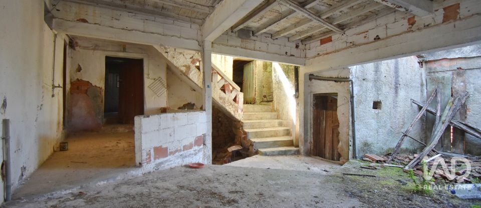 Casa de aldeia T3 em Espinhal de 98 m²