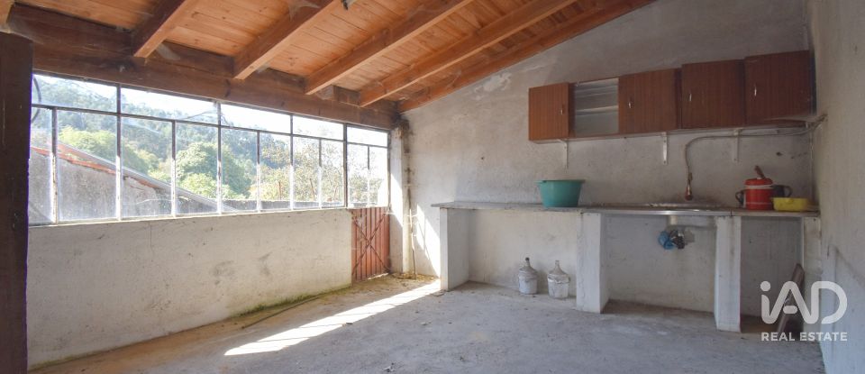 Casa de aldeia T3 em Espinhal de 98 m²