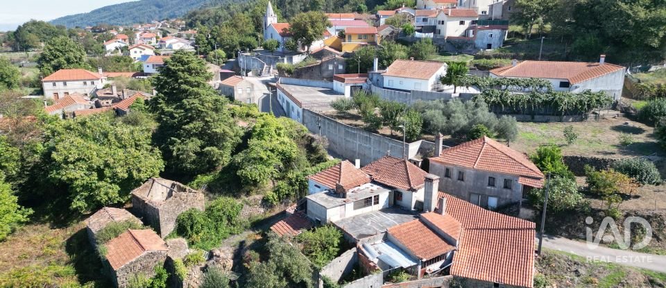 Casa de aldeia T3 em Espinhal de 98 m²