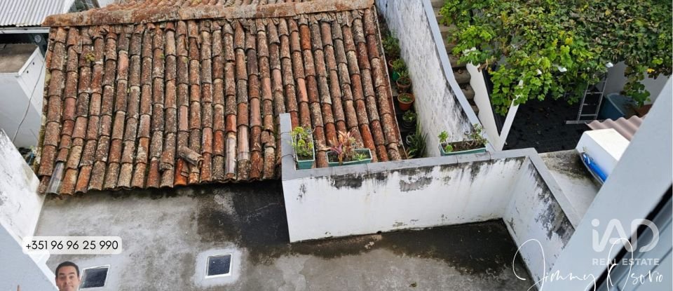 Casa / moradia T2 em Água de Pau de 137 m²