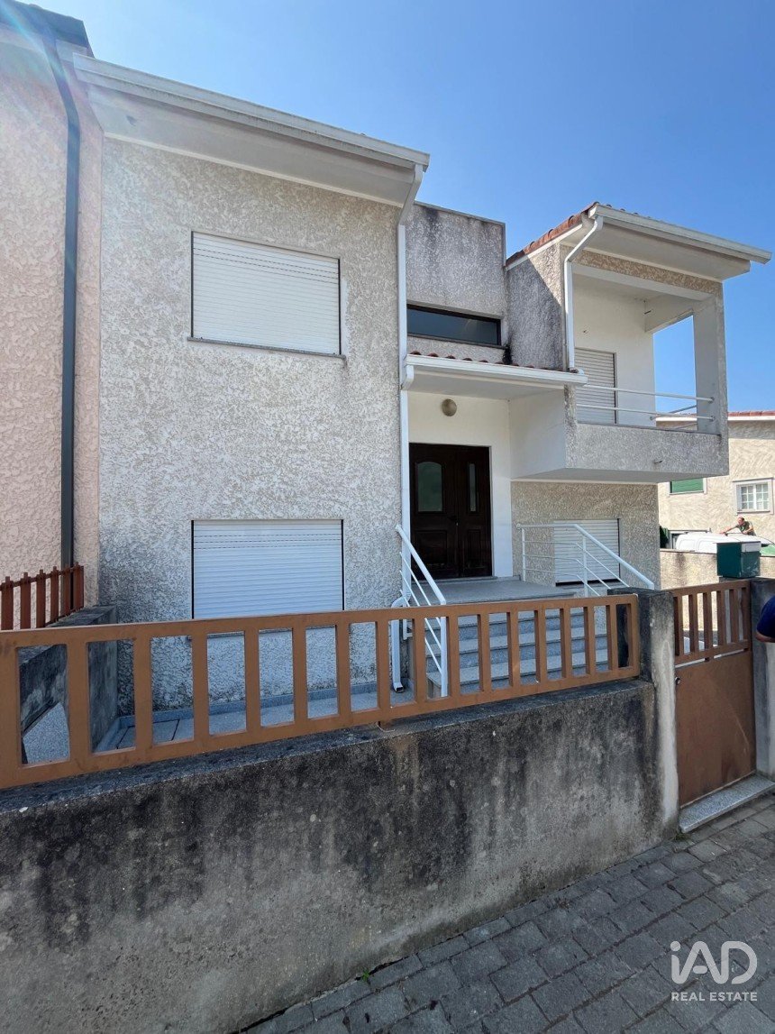 Casa / moradia T4 em Belinho e Mar de 171 m²