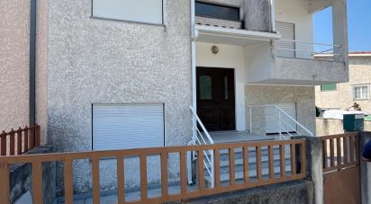 Maison T4 à Belinho e Mar de 171 m²