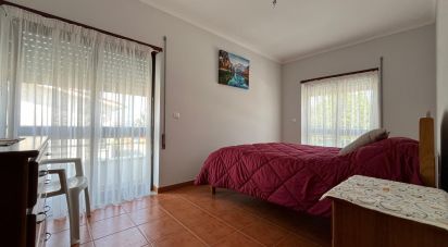 Maison T4 à Belinho e Mar de 171 m²