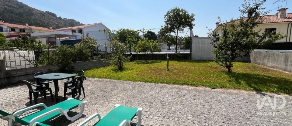 Casa / moradia T4 em Belinho e Mar de 171 m²