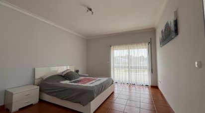 Maison T4 à Belinho e Mar de 171 m²