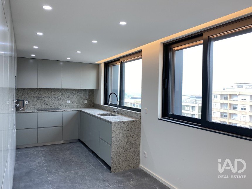 Apartamento T3 em Mafamude e Vilar do Paraíso de 155 m²