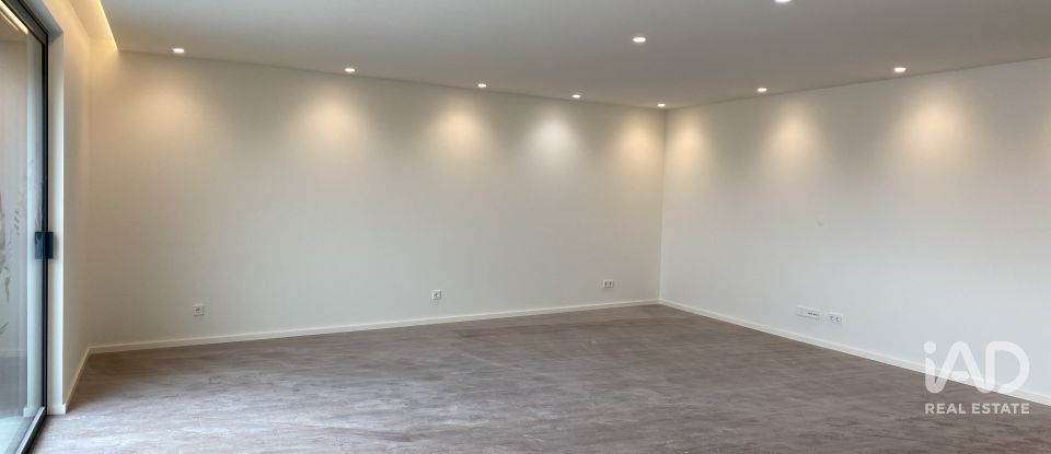 Apartamento T3 em Mafamude e Vilar do Paraíso de 155 m²