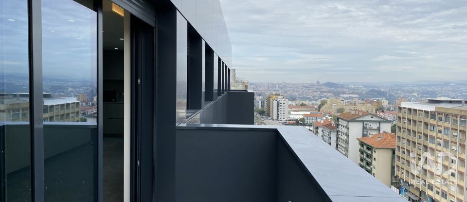 Apartamento T3 em Mafamude e Vilar do Paraíso de 155 m²