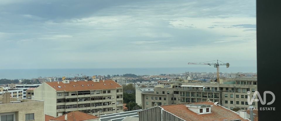 Apartamento T3 em Mafamude e Vilar do Paraíso de 155 m²