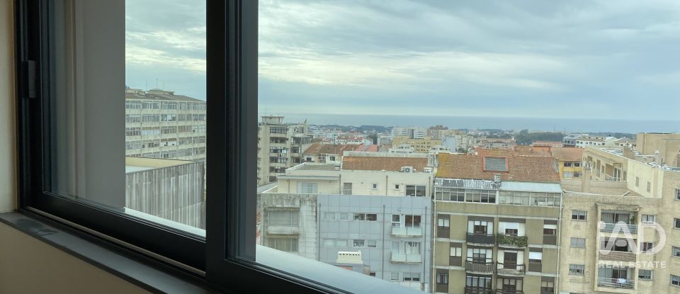 Apartamento T3 em Mafamude e Vilar do Paraíso de 155 m²