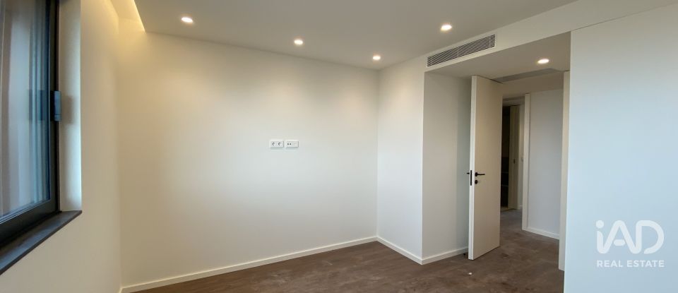 Apartamento T3 em Mafamude e Vilar do Paraíso de 155 m²