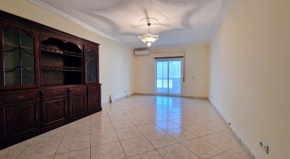 Apartment T3 in Quelfes of 145 m²