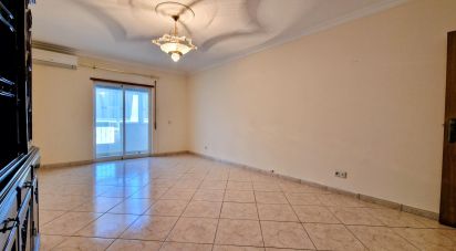 Apartment T3 in Quelfes of 145 m²