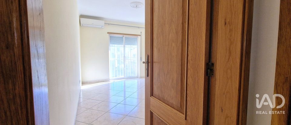 Apartamento T3 em Quelfes de 145 m²