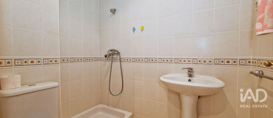 Apartamento T3 em Quelfes de 145 m²