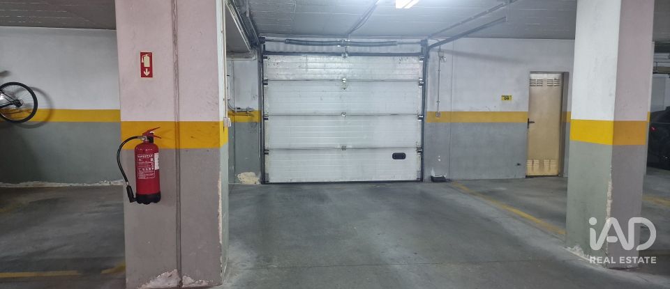 Apartamento T3 em Quelfes de 145 m²