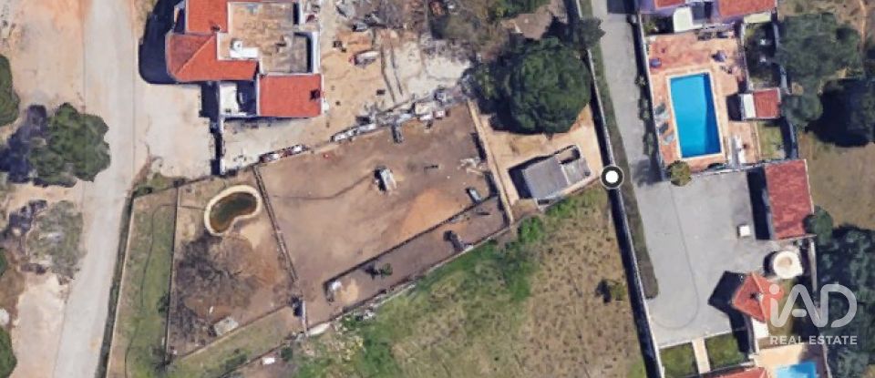 Moradia T3 em Almancil de 356 m²