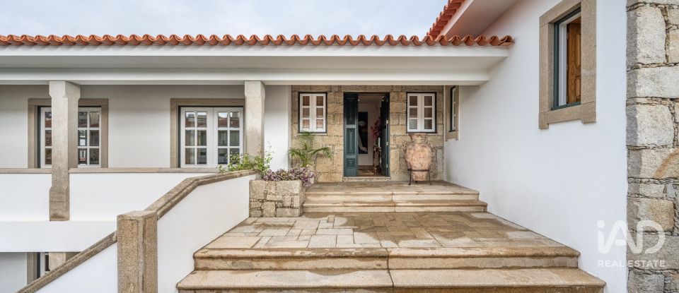 Moradia T3 em Rio Meão de 420 m²