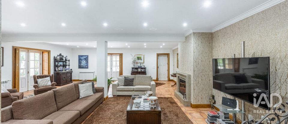 Moradia T3 em Rio Meão de 420 m²