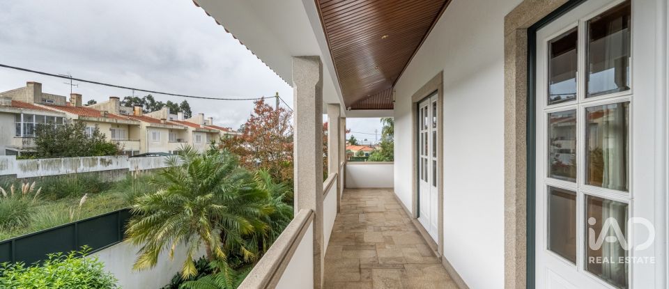 Moradia T3 em Rio Meão de 420 m²