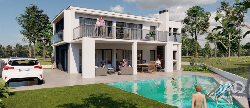 Moradia T4 em Sesimbra (Castelo) de 220 m²