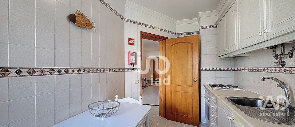 Apartamento T1 em Guia de 84 m²