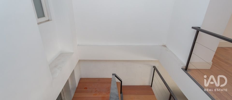 Shop / premises commercial in Santo António of 144 m²