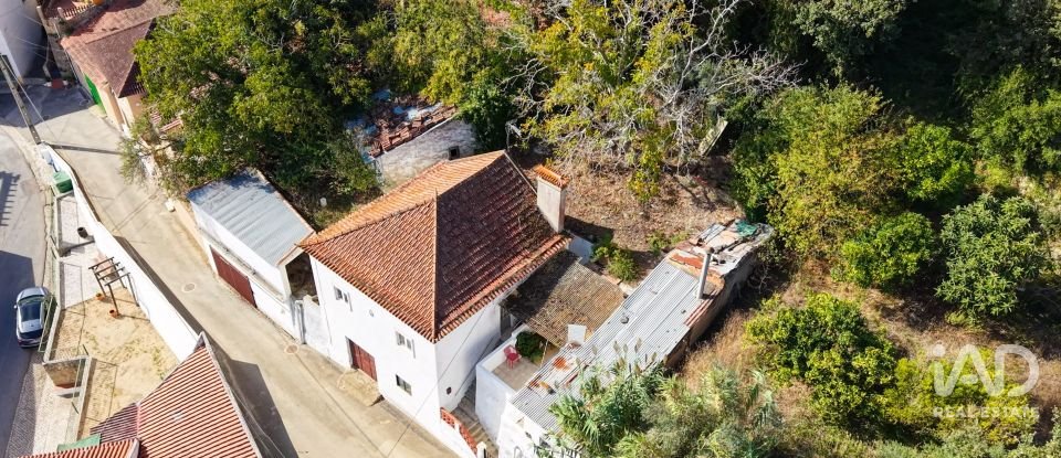 Moradia T2 em Aldeia Galega da Merceana e Aldeia Gavinha de 85 m²