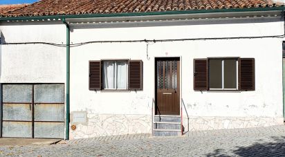 Maison T2 à Arez e Amieira do Tejo de 92 m²