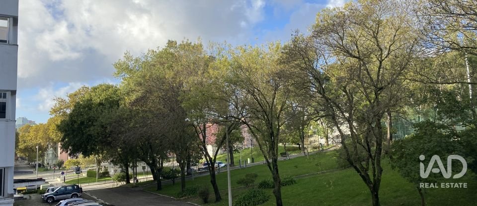 Apartamento T3 em Carnide de 88 m²