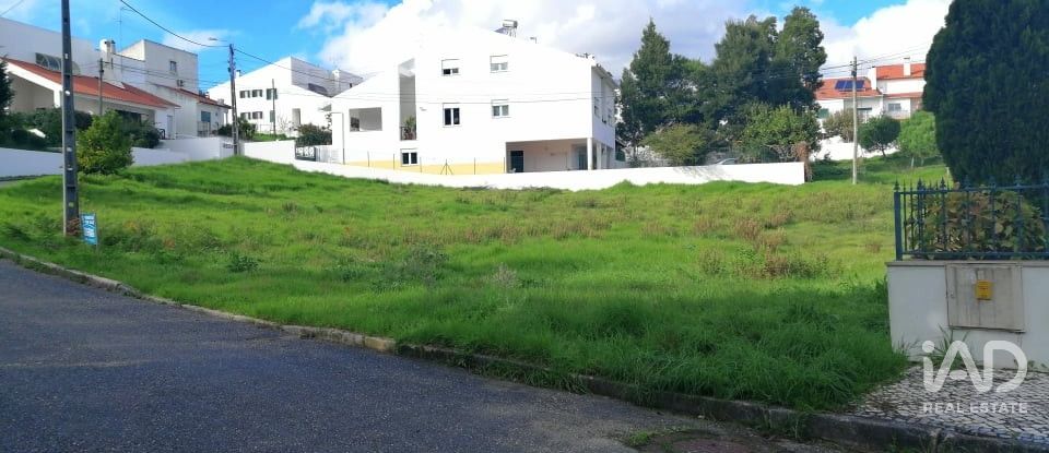 Terreno em Leiria, Pousos, Barreira e Cortes de 612 m²
