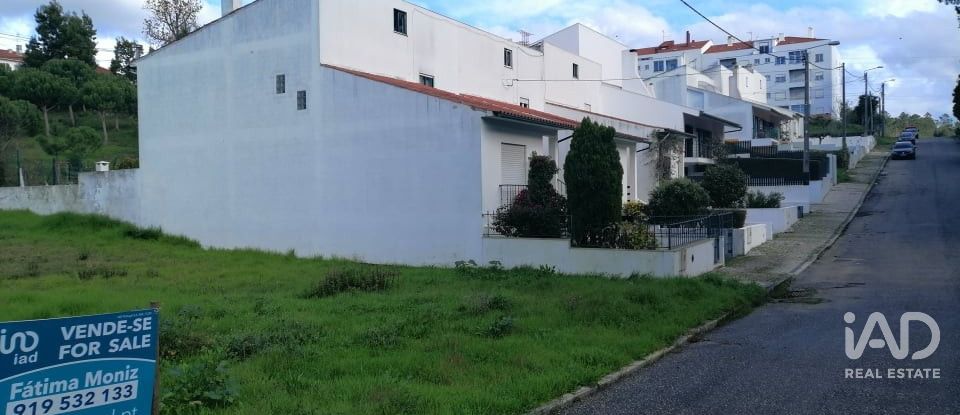 Terreno em Leiria, Pousos, Barreira e Cortes de 612 m²