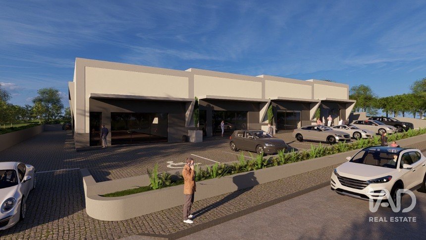 Shop / premises commercial in Almancil of 300 m²