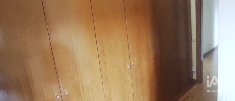 Moradia T3 em Candemil e Gondar de 325 m²