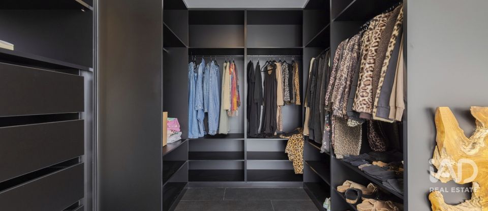 Moradia T3 em Fernão Ferro de 190 m²