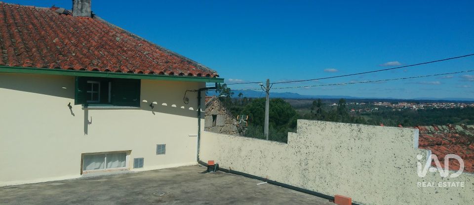 Maison T6 à Travanca de Lagos de 281 m²