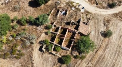 Immeuble à São Bartolomeu de Messines de 146 m²