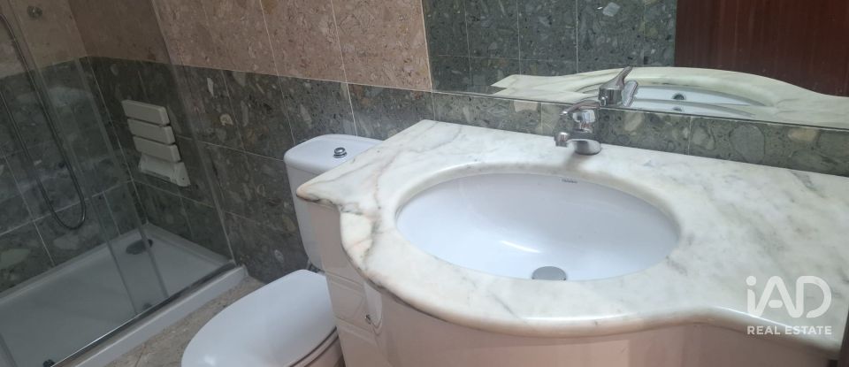 Appartement T3 à Carcavelos e Parede de 131 m²