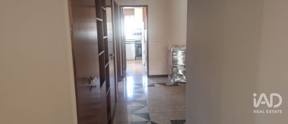 Appartement T3 à Carcavelos e Parede de 131 m²