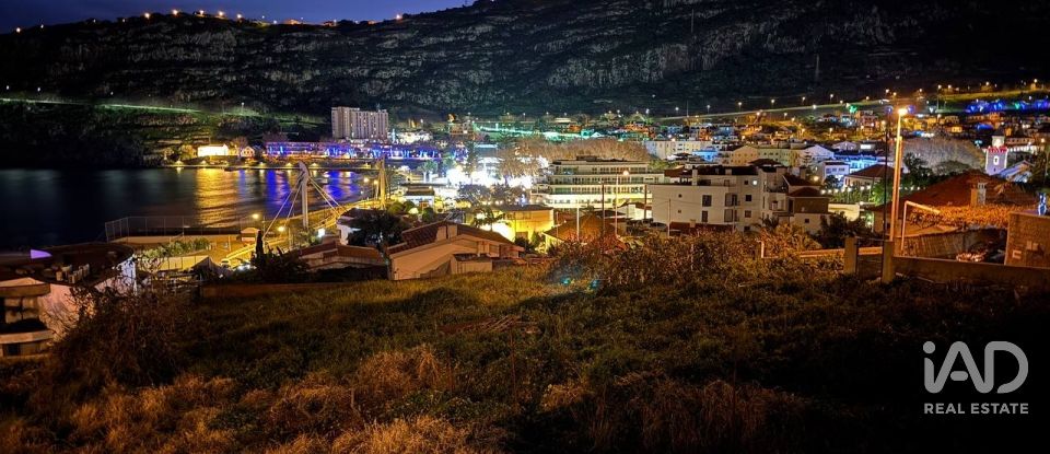 Terrain à Machico de 2 150 m²