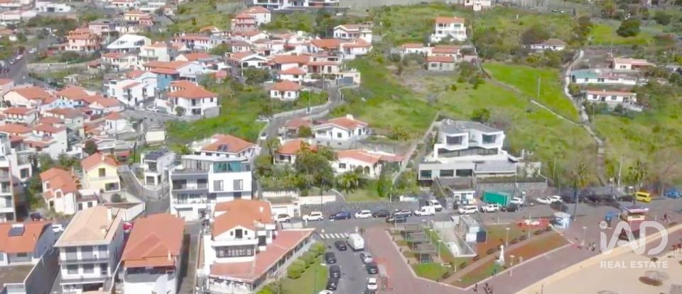 Terrain à Machico de 2 150 m²